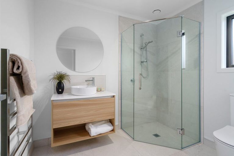 Photo of property in 2 Keri Rua Road, Leamington, 3495