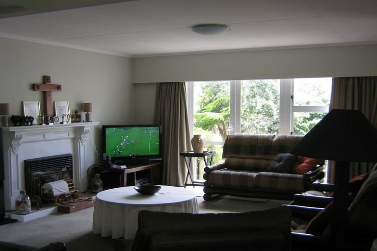 Photo of property in 48 Kahu Road, Paremata, Porirua, 5024