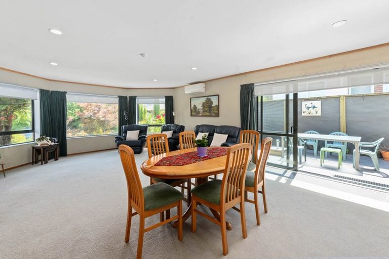 Photo of property in 52 Tawavale Street, Pukehangi, Rotorua, 3015