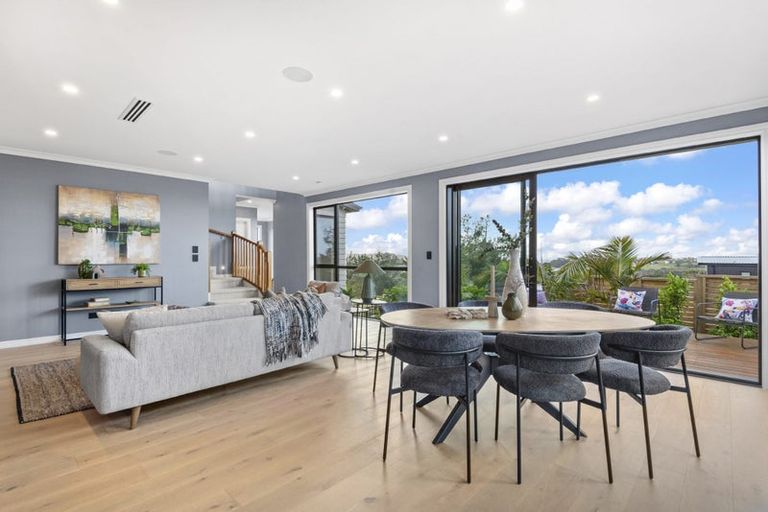 Photo of property in 2 Taku Close, Long Bay, Auckland, 0630