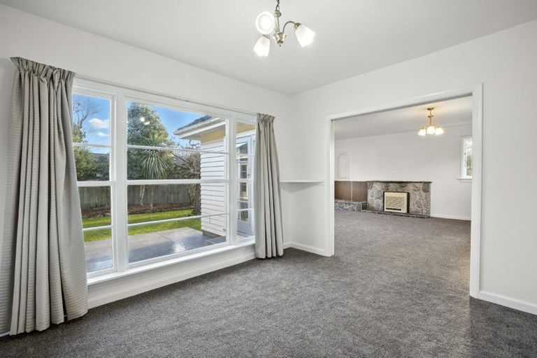 Photo of property in 145 Hamilton Avenue, Ilam, Christchurch, 8041