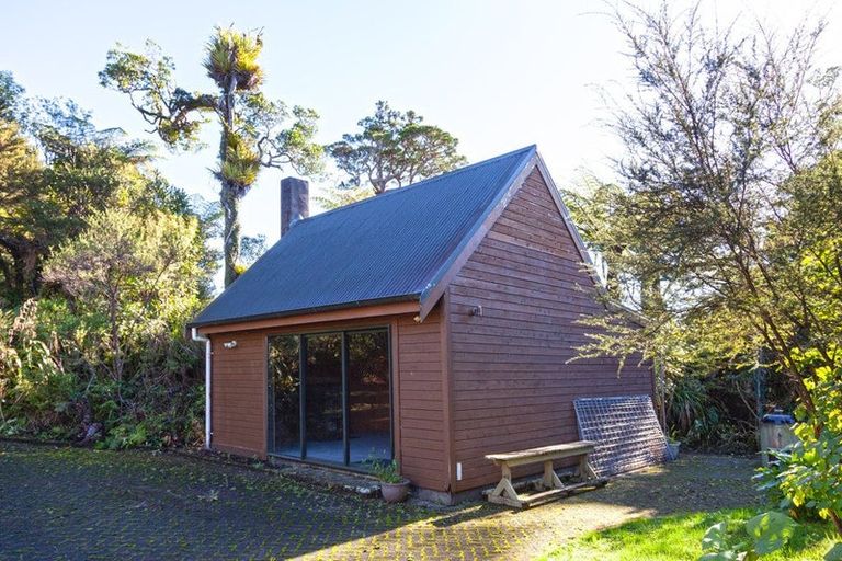 Photo of property in 13 Mahakirau Road, Manaia, Coromandel, 3581