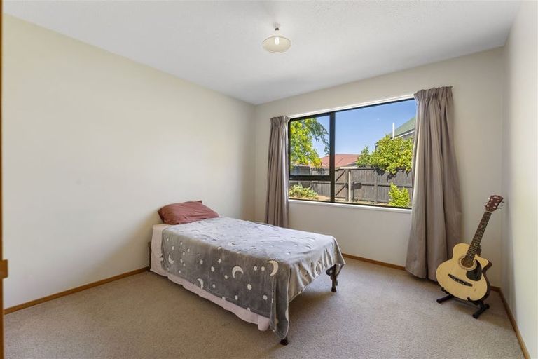 Photo of property in 25 Fernbrook Place, Mairehau, Christchurch, 8013