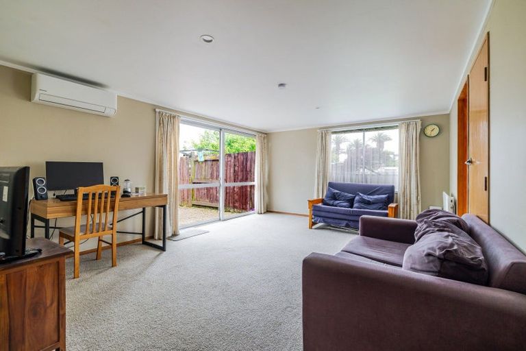 Photo of property in 4a Kent Crescent, Awapuni, Palmerston North, 4412