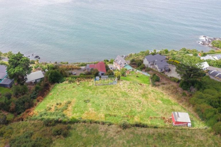 Photo of property in 14 Marine Parade, Bluff, 9814