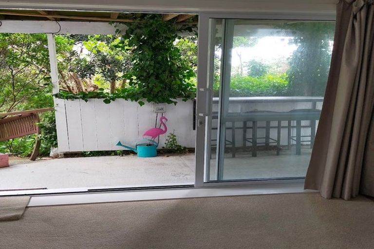 Photo of property in 29 Kingston Heights Road, Kingston, Wellington, 6021