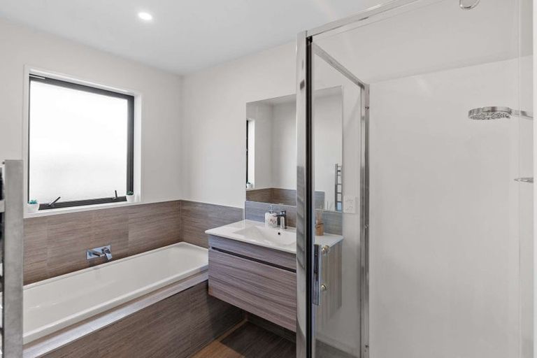 Photo of property in 14 Lewis Crescent, Rolleston, 7614