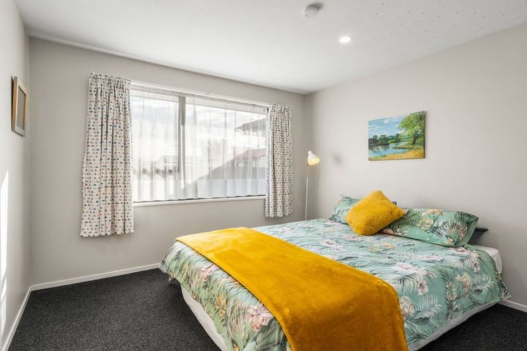 Photo of property in 83 Arcon Drive, Broomfield, Christchurch, 8042