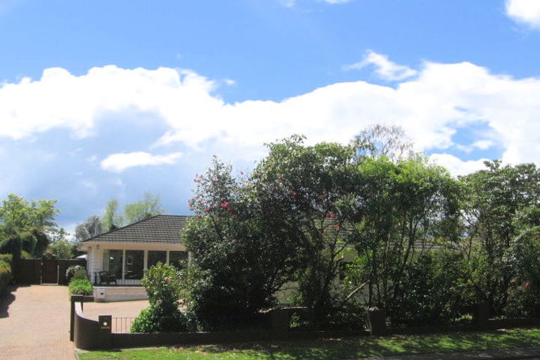 Photo of property in 74 Tarawera Road, Lynmore, Rotorua, 3010