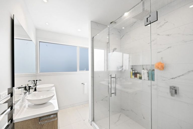 Photo of property in 33 Roy Hilton Drive, Flagstaff, Hamilton, 3210