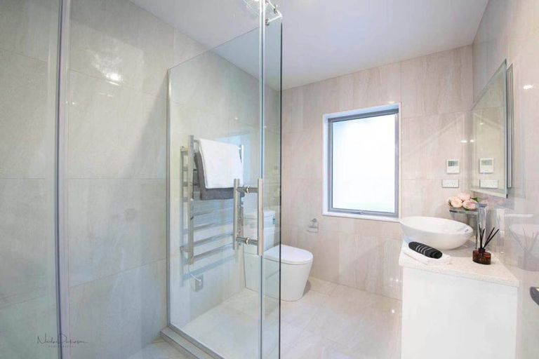 Photo of property in 73 Drumbuoy Drive, Flat Bush, Auckland, 2019