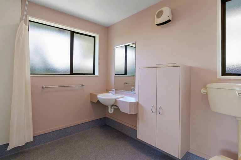 Photo of property in 2/244 Main Road North, Redwood, Christchurch, 8051