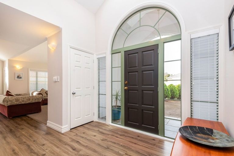 Photo of property in 21 Athenry Place, Dannemora, Auckland, 2016