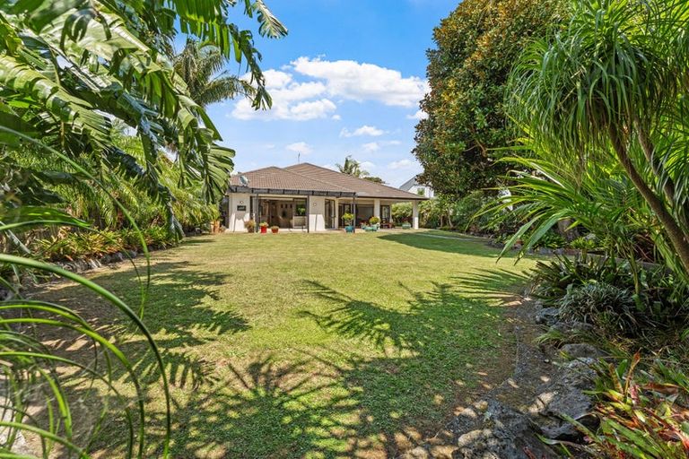 Photo of property in 22 Glamis Avenue, Manly, Whangaparaoa, 0930