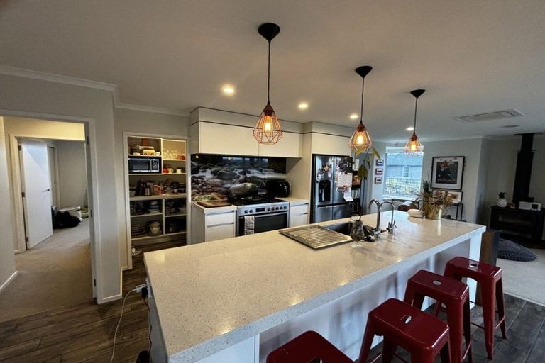 Photo of property in 17 Waitaha Place, Bell Block, New Plymouth, 4312