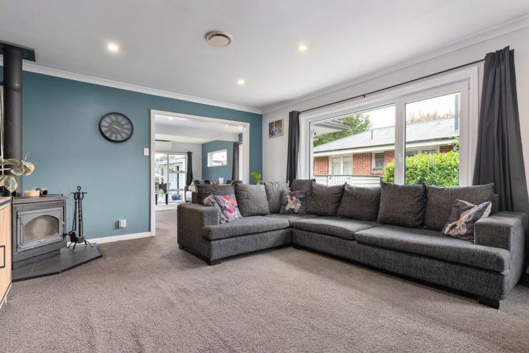 Photo of property in 53 Evesham Crescent, Spreydon, Christchurch, 8024