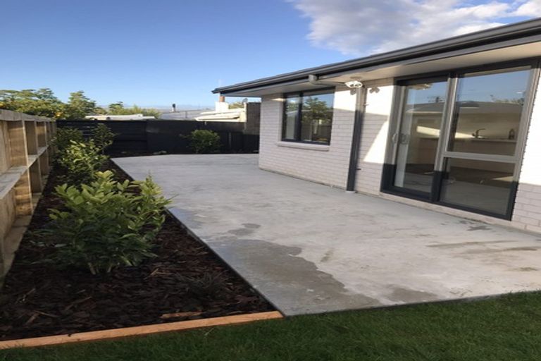 Photo of property in 30a Queenwood Road, Levin, 5510