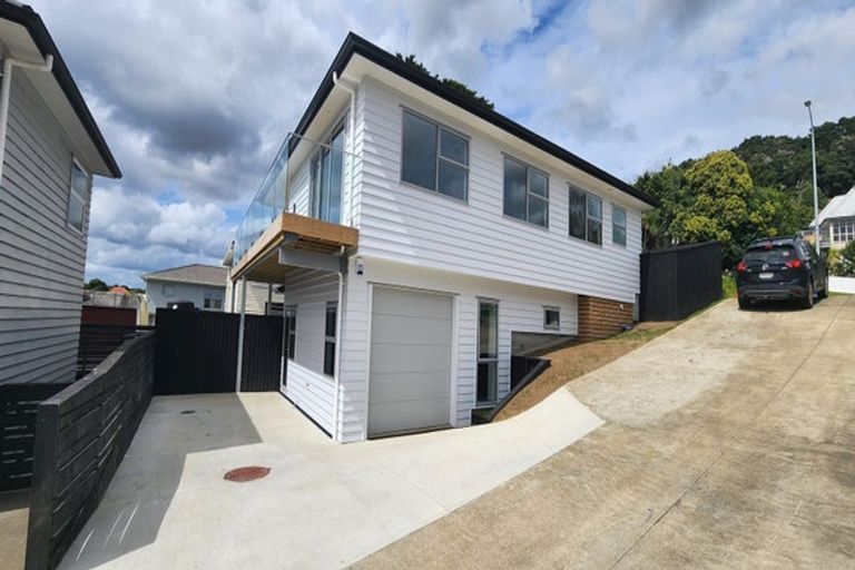 Photo of property in 1 Danden Way, Pukekohe, 2120