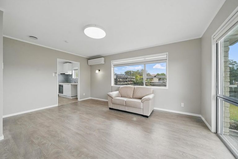 Photo of property in 1/41 Blacklock Avenue, Henderson, Auckland, 0612