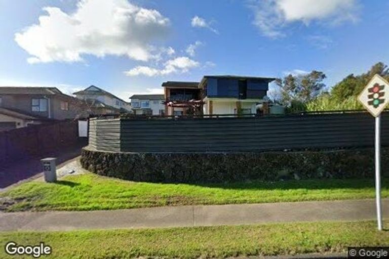 Photo of property in 7 Hollyford Drive, Clover Park, Auckland, 2105