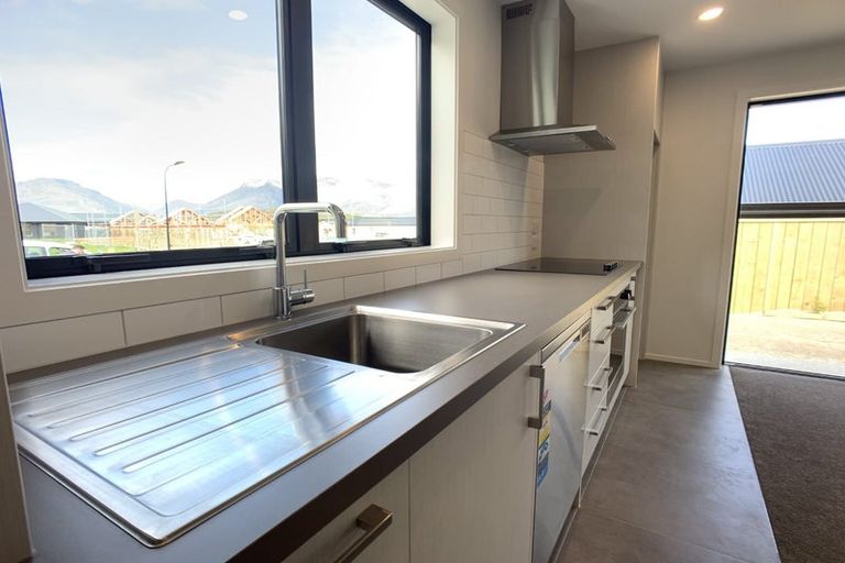 Photo of property in 10b Leicester Street, Picton, 7220