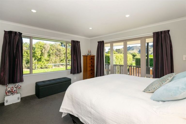 Photo of property in 37 Wakefield Street, Tuamarina, Blenheim, 7273