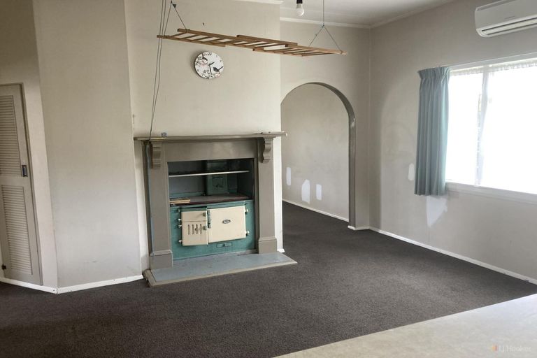 Photo of property in 19 Edward Street, Waimate, 7924