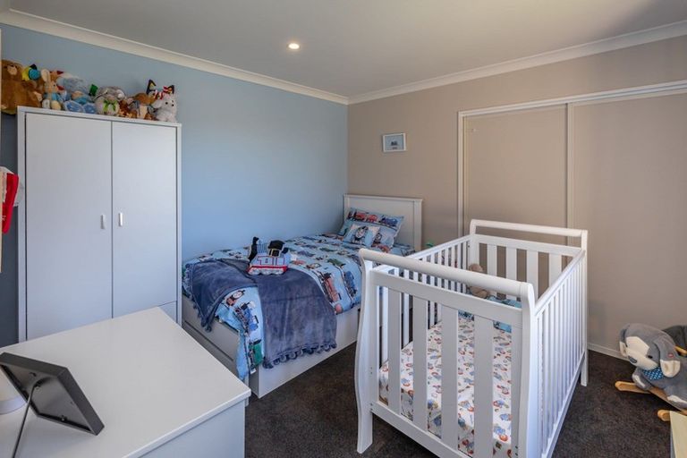 Photo of property in 1 Louis Lane, Rolleston, 7614