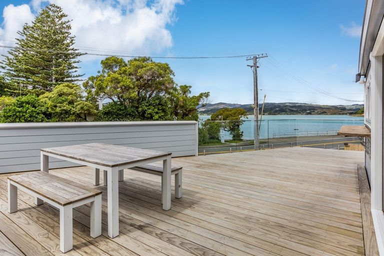 Photo of property in 156 Paremata Road, Paremata, Porirua, 5024