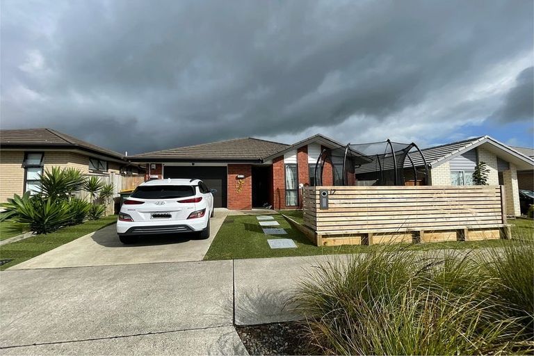 Photo of property in 12 Huamanu Street, Pukekohe, 2120