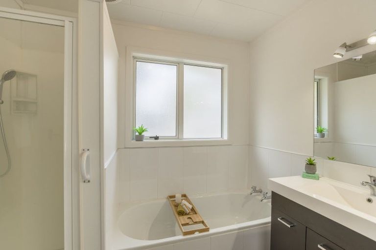 Photo of property in 210b Te Moana Road, Waikanae, 5036