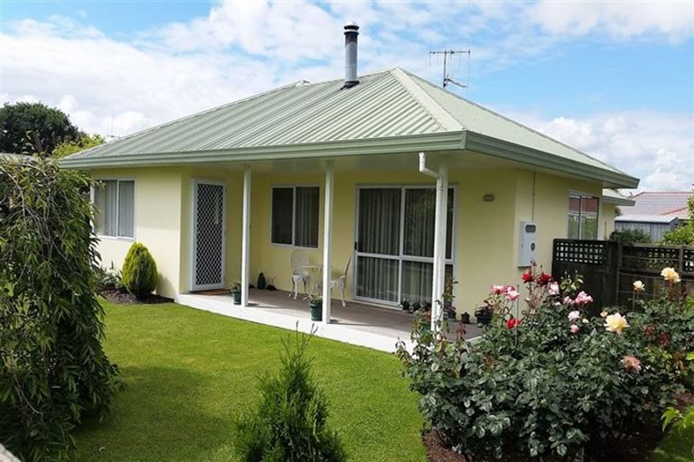 Photo of property in 2 Hilliard Place, Leamington, Cambridge, 3432