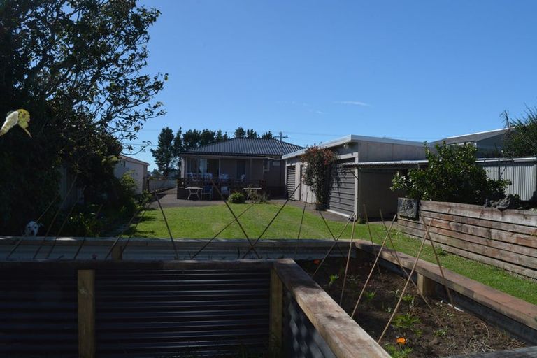 Photo of property in 446 Carrington Street, Upper Vogeltown, New Plymouth, 4310