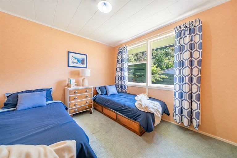 Photo of property in 2 Glenrae Grove, Silverstream, Upper Hutt, 5019