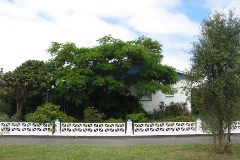 Photo of property in 39 Arran Crescent, Woolston, Christchurch, 8062