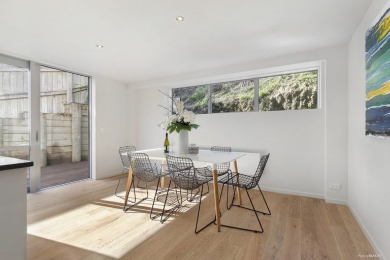 Photo of property in 5/142 Onslow Road, Khandallah, Wellington, 6035