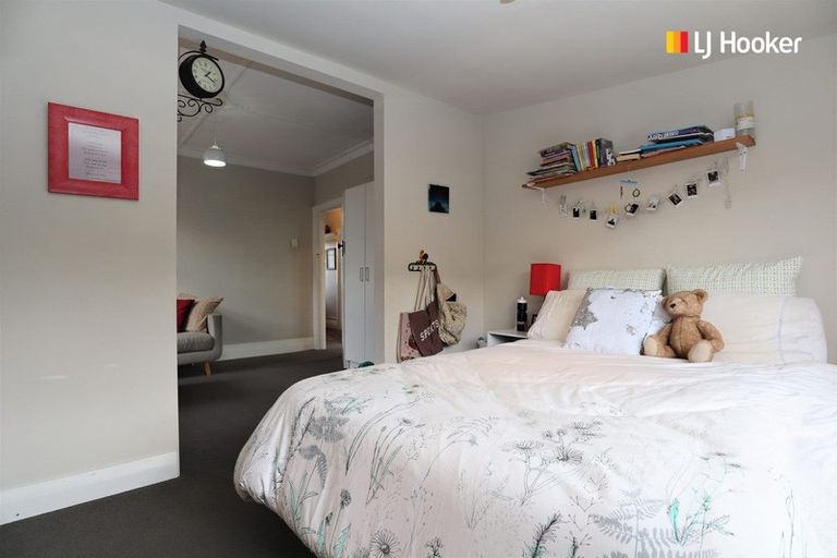 Photo of property in 37 Tahuna Road, Tainui, Dunedin, 9013