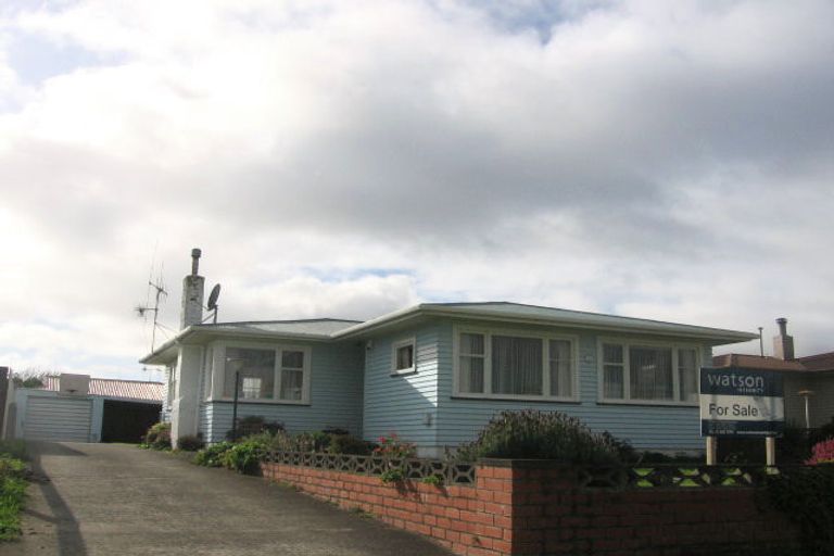Photo of property in 8 Stephens Crescent, Highbury, Palmerston North, 4412