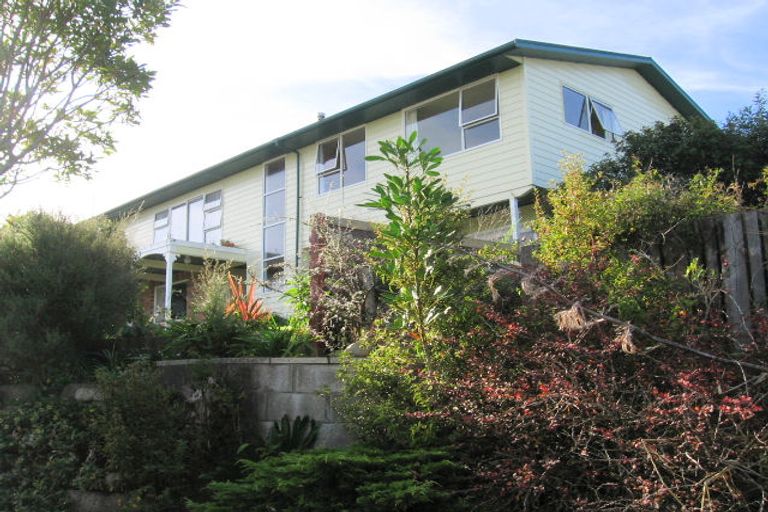 Photo of property in 8 Viscount Grove, Kelson, Lower Hutt, 5010