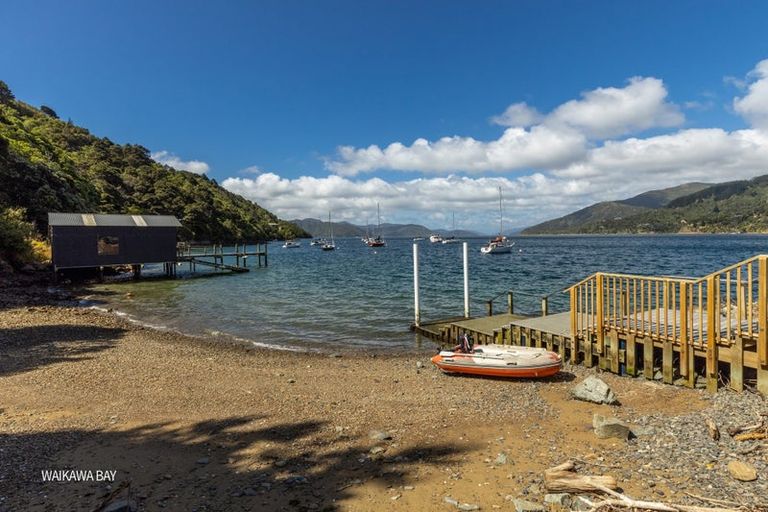 Photo of property in 2 Marina Drive, Waikawa, Picton, 7220
