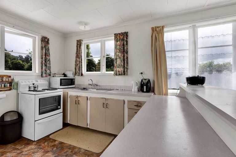 Photo of property in 2 Denmark Terrace, Midhirst, Stratford, 4394