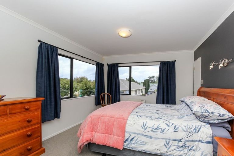 Photo of property in 5a Clovelly Street, Brooklands, New Plymouth, 4310