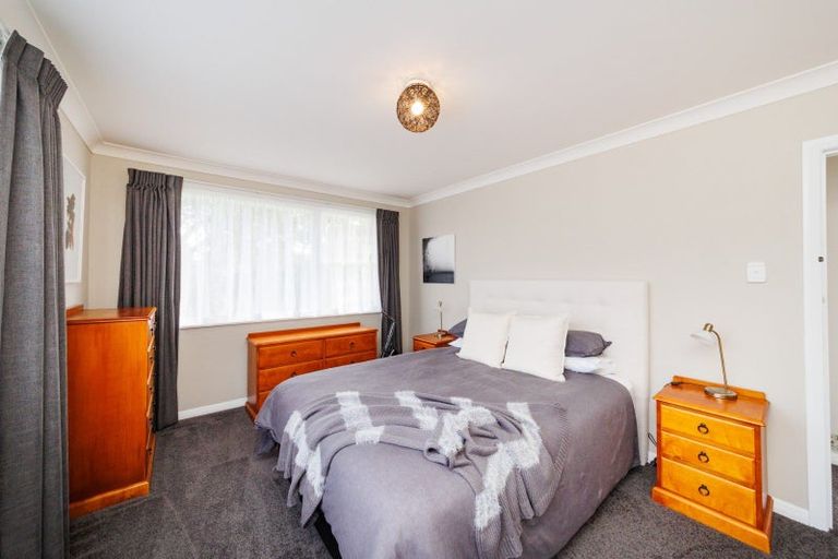 Photo of property in 22 Bond Street, Hokowhitu, Palmerston North, 4410
