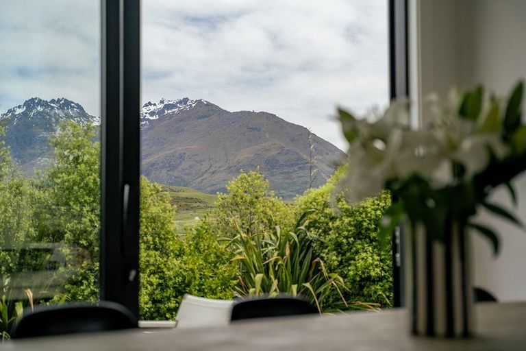 Photo of property in 1 Torridon Court, Jacks Point, Queenstown, 9371