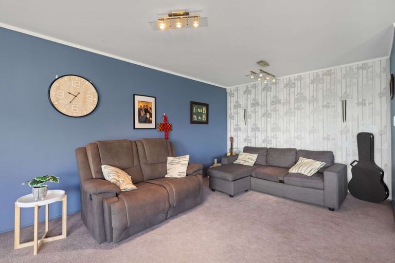 Photo of property in 12 Hulme Place, Owhata, Rotorua, 3010