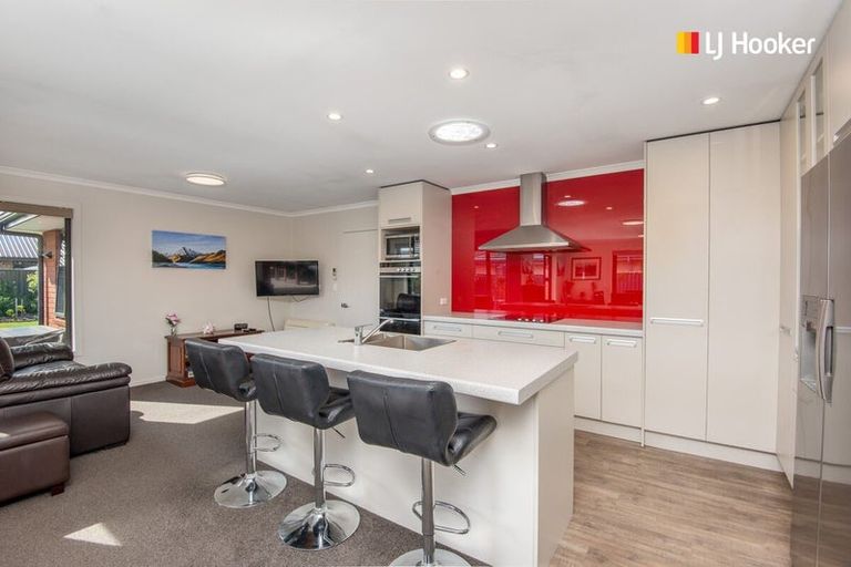 Photo of property in 12 Centre Street, Mosgiel, 9024