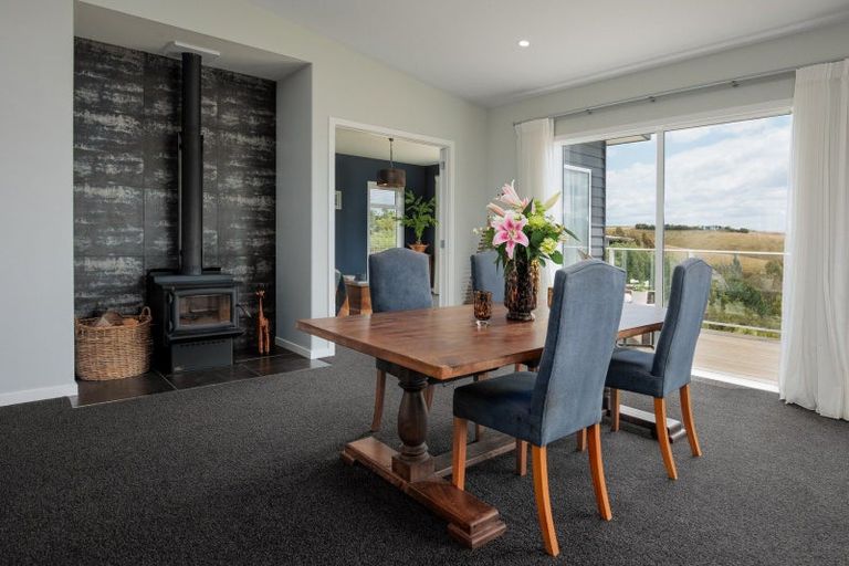 Photo of property in 5 Ridgetop Rise, Fairhall, Blenheim, 7272