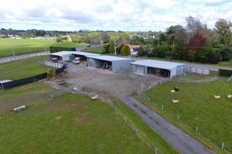 Photo of property in 6 Grove Bush Woodlands Road, Woodlands, Invercargill, 9871