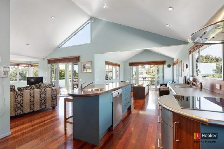 Photo of property in 221 Seaforth Road, Waihi Beach, 3611