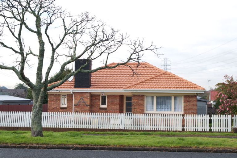 Photo of property in 6 Wedgwood Avenue, Mangere East, Auckland, 2024